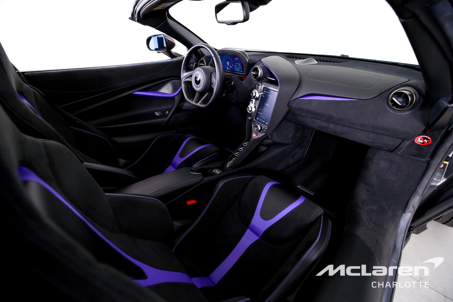 Used 2022 McLaren 720S Spider RWD image 20
