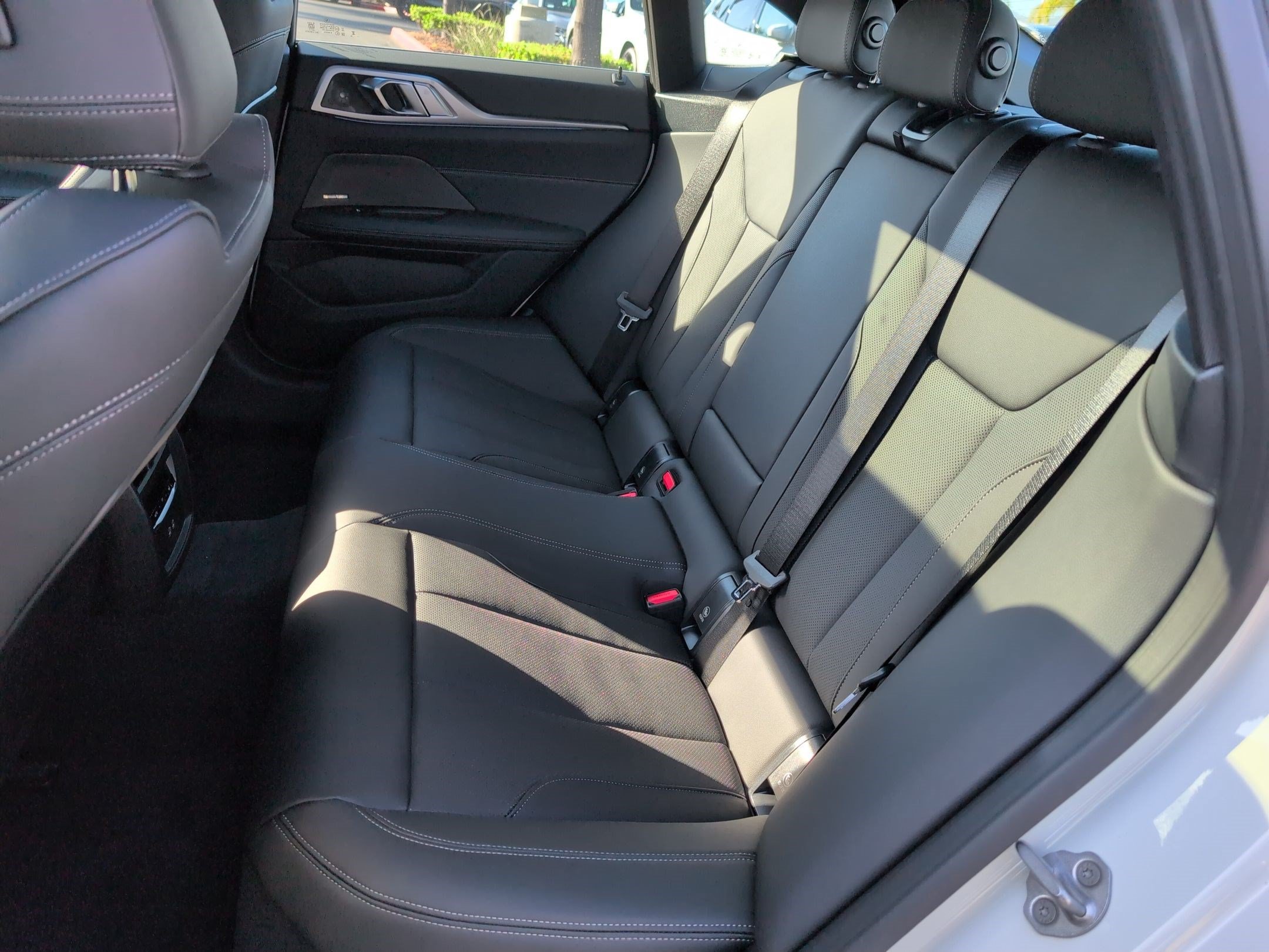 New 2026 BMW i4 eDrive40 w/ Premium Package RWD image 31