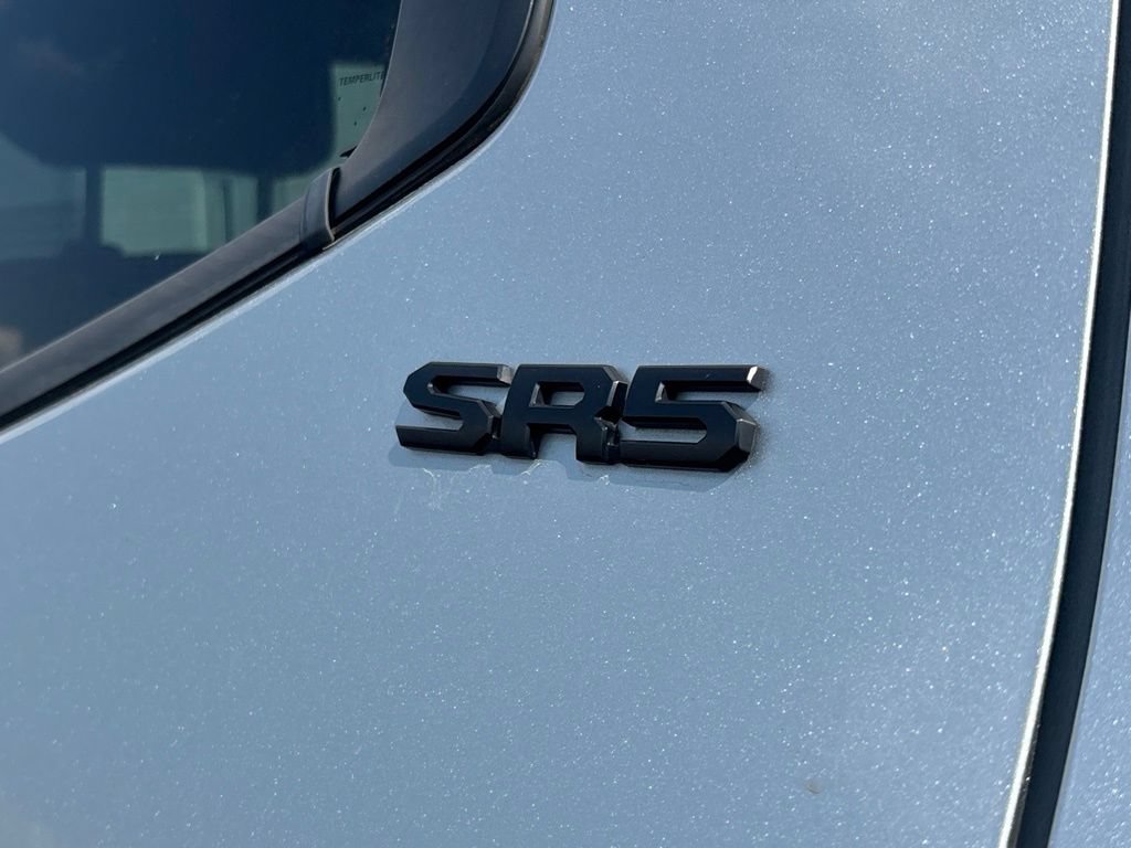 Used 2022 Toyota Tundra SR5 w/ TRD Off-Road Package AWD/4WD image 32