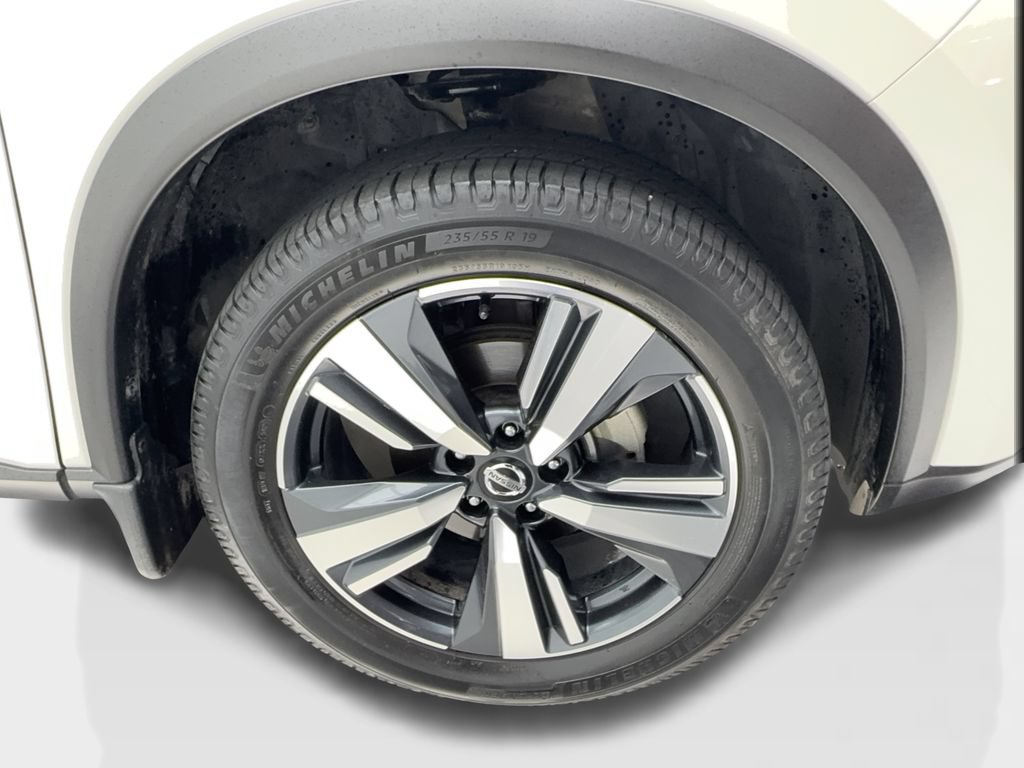 Used 2021 Nissan Rogue SL FWD image 14