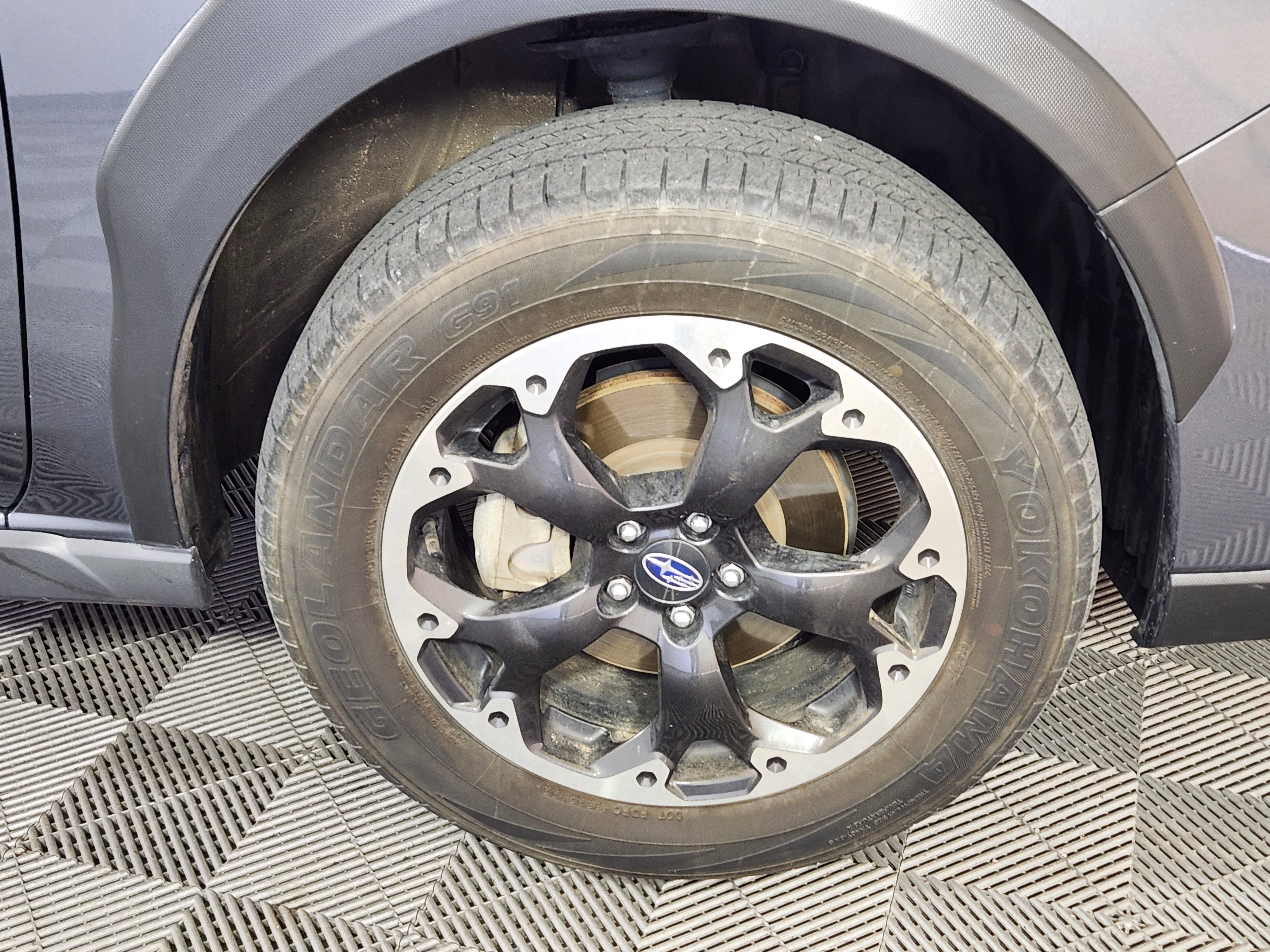 Used 2023 Subaru Crosstrek 2.0i Premium image 9