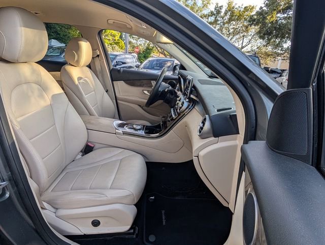 Used 2018 Mercedes-Benz GLC 300 image 18