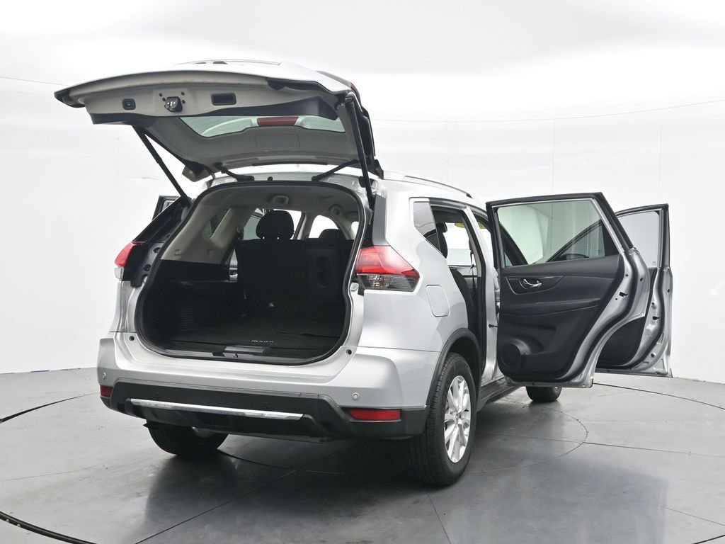 Used 2019 Nissan Rogue SV image 35