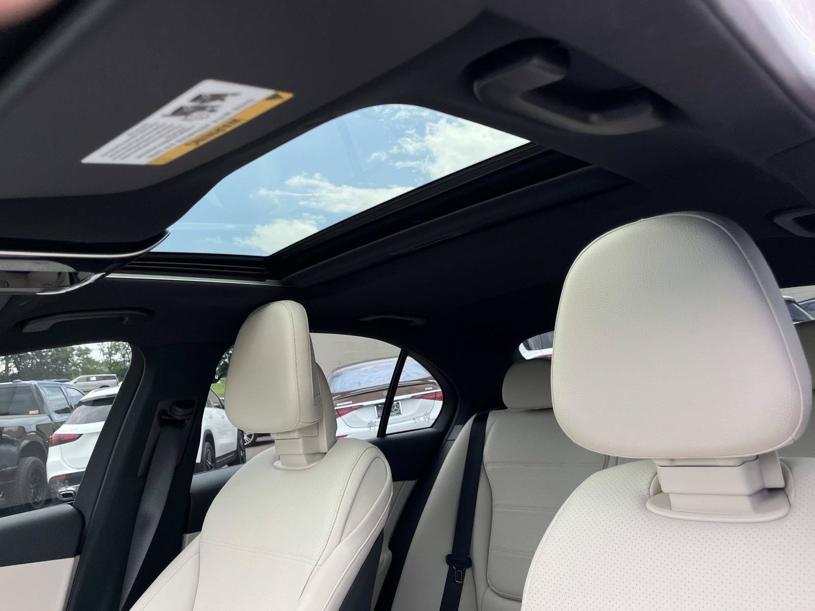 Certified 2024 Mercedes-Benz C 300 4MATIC Sedan image 27