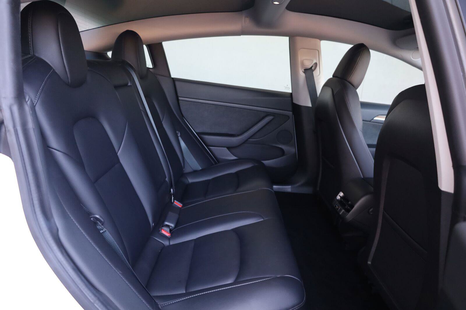 Used 2021 Tesla Model 3 Standard Range Plus RWD image 23