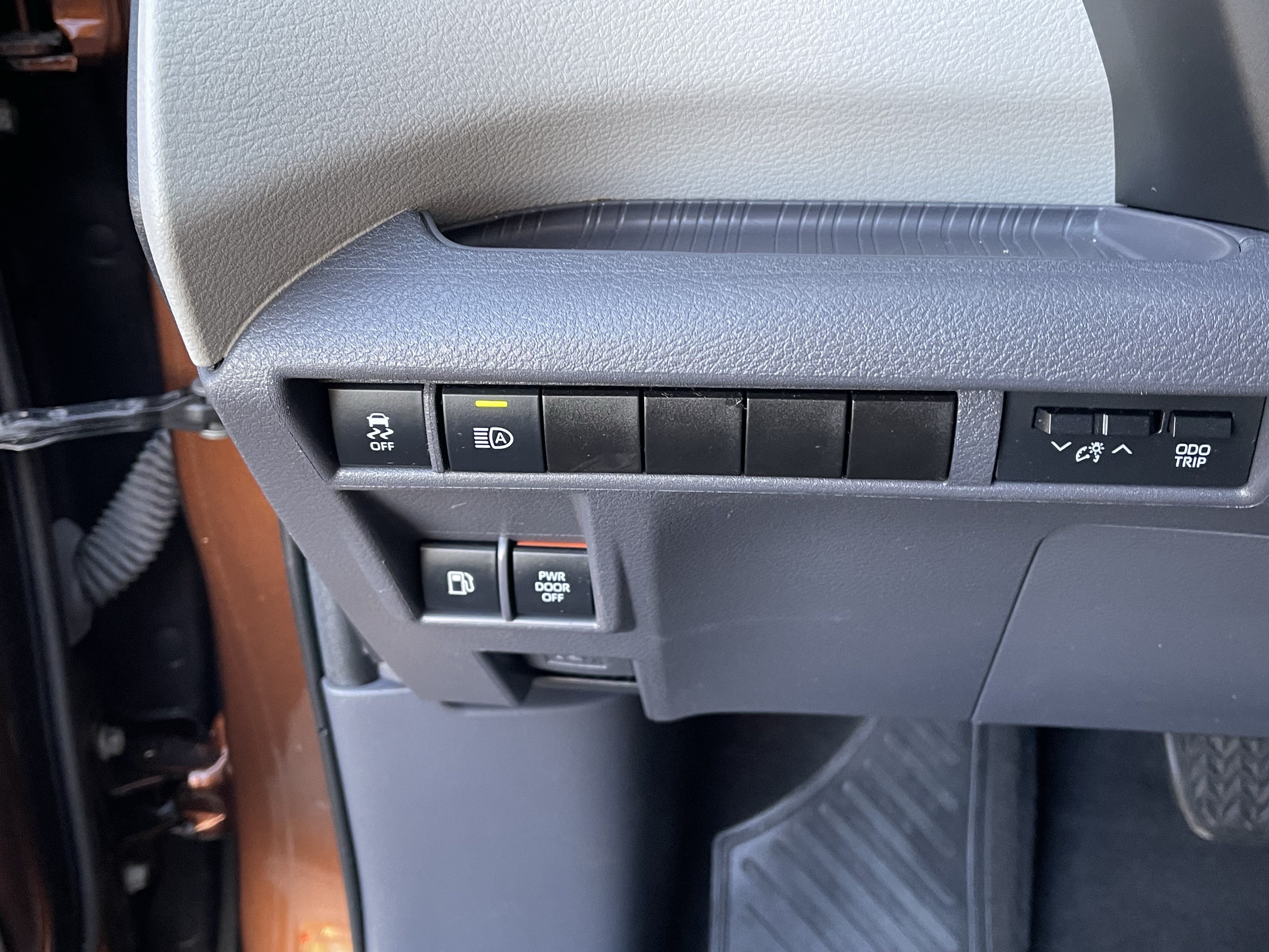 Certified 2021 Toyota Sienna XLE AWD/4WD image 23