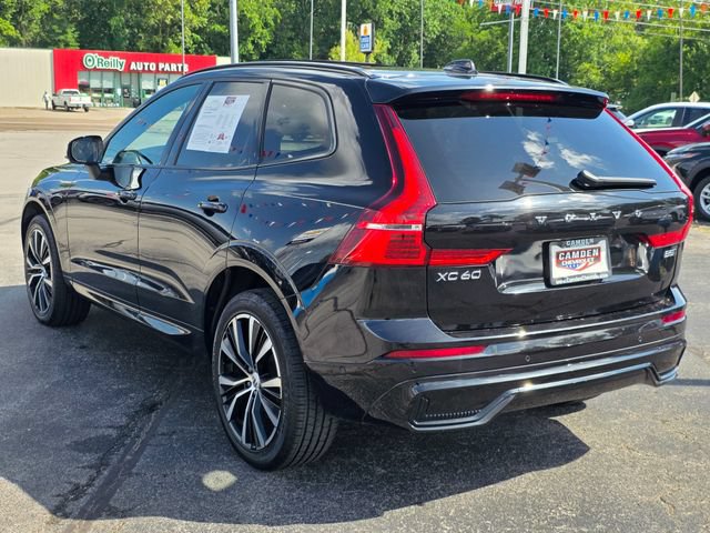 Used 2025 Volvo XC60 B5 Plus AWD/4WD image 9