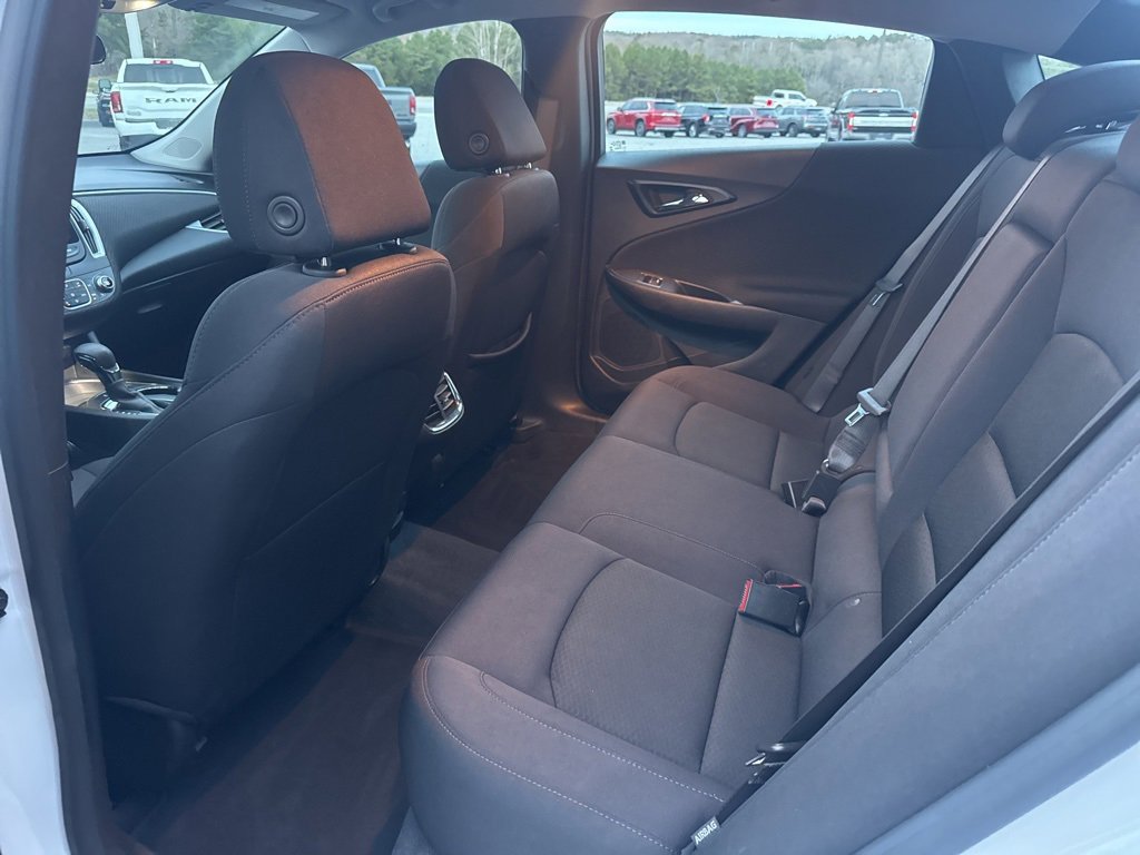 Used 2024 Chevrolet Malibu LT image 11
