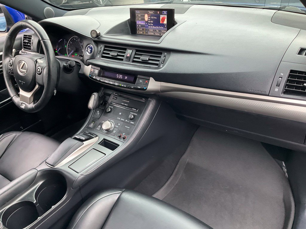 Used 2014 Lexus CT 200h w/ F Sport w/Nuluxe Interior FWD image 60