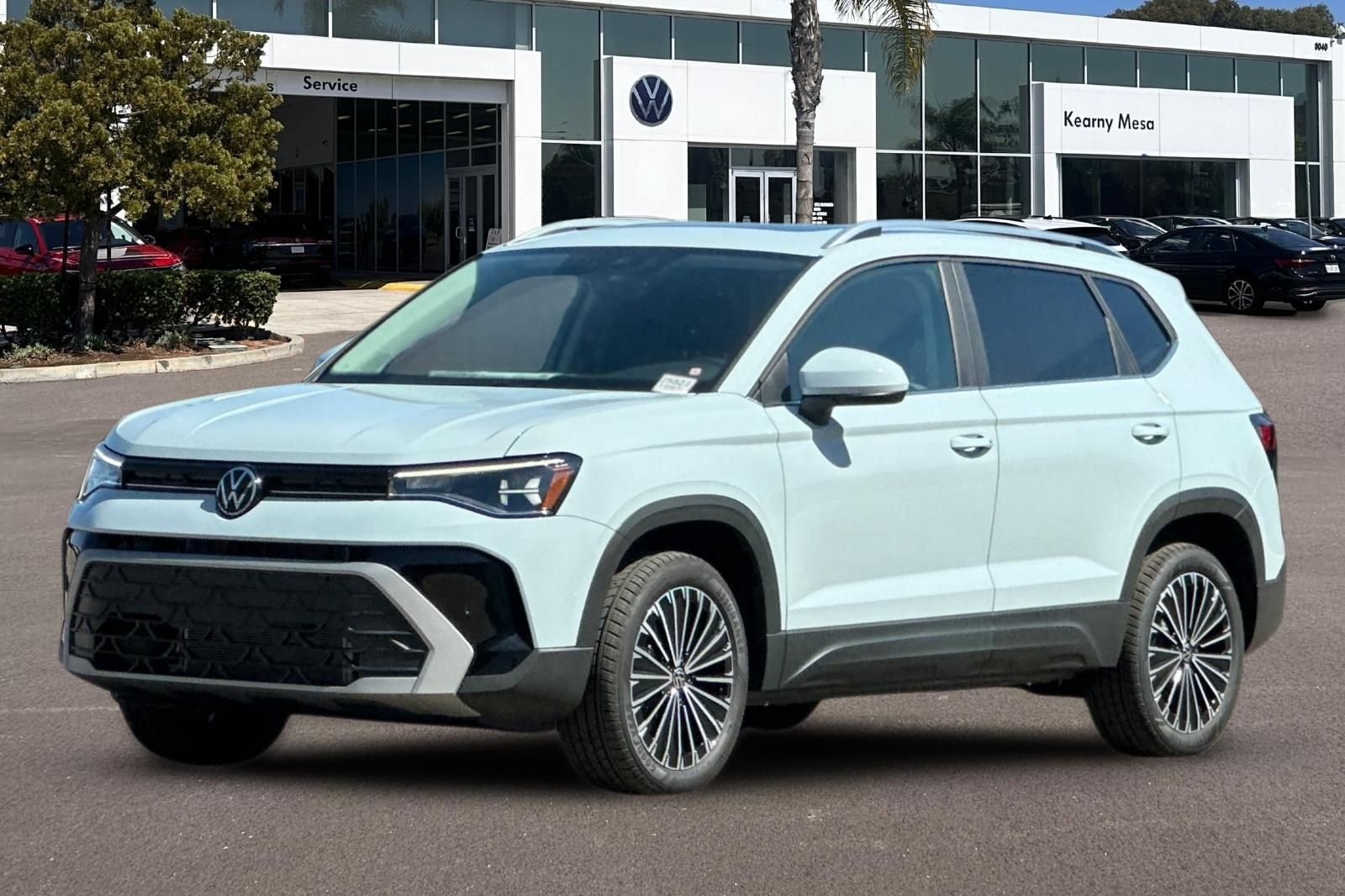 New 2026 Volkswagen Taos SE FWD image 8