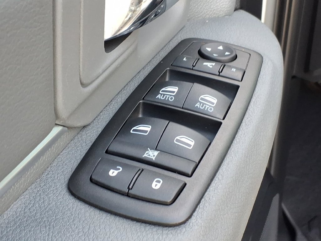Used 2014 RAM 2500 Big Horn AWD/4WD image 13