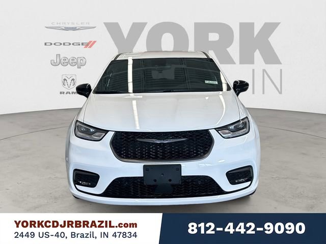 New 2026 Chrysler Pacifica Select image 8