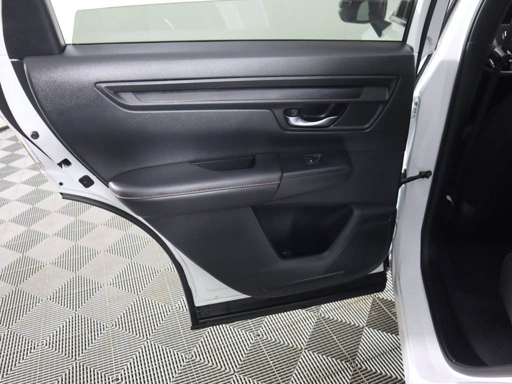 Used 2025 Honda CR-V Sport image 25