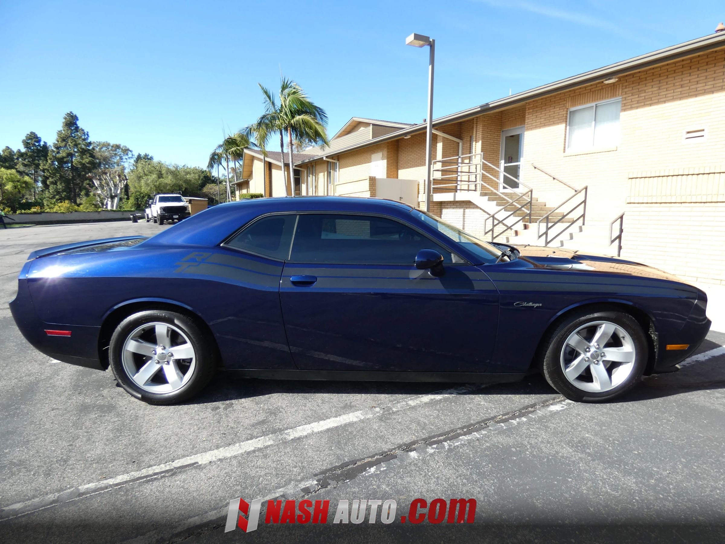 Used 2014 Dodge Challenger R/T RWD image 6