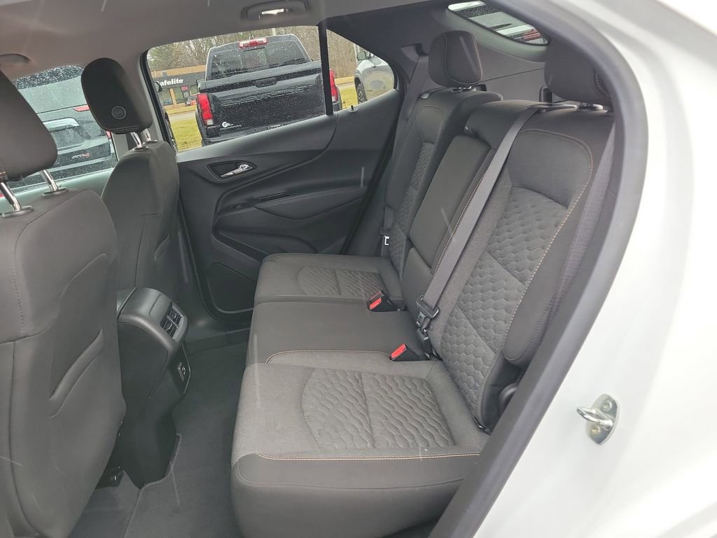 Used 2021 Chevrolet Equinox LT image 23