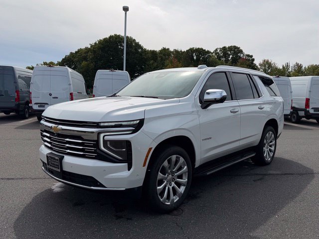 Used 2025 Chevrolet Tahoe Premier w/ Sun And Tow Package AWD/4WD image 3