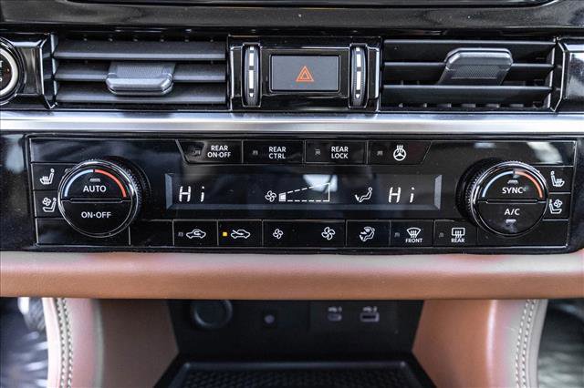 Used 2023 Nissan Pathfinder Platinum image 19