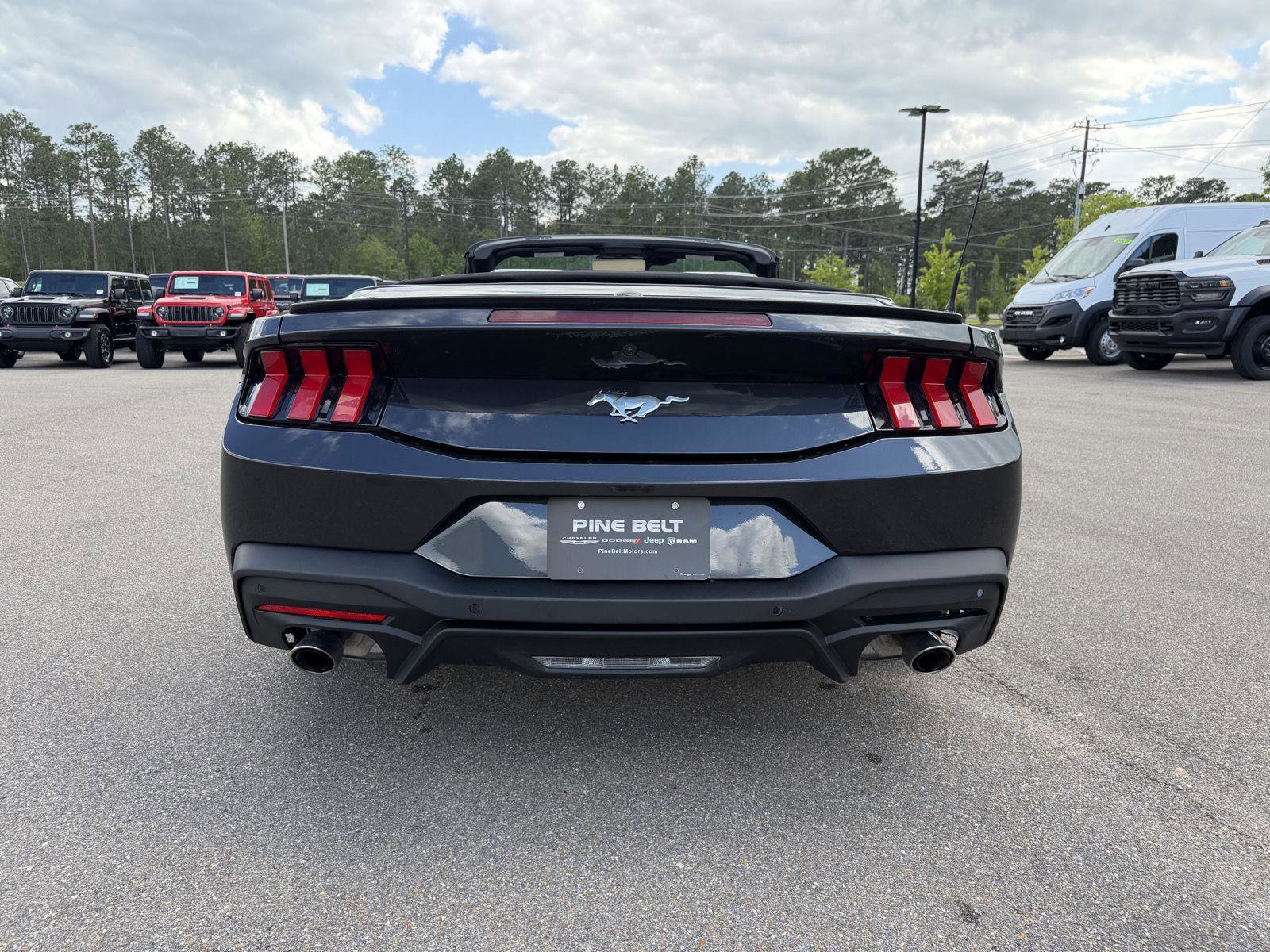 Used 2024 Ford Mustang Premium RWD image 3