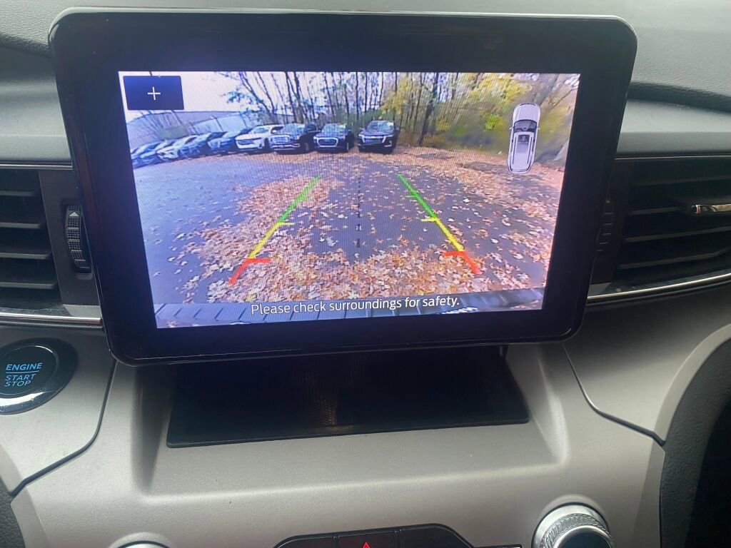 Used 2023 Ford Explorer XLT w/ Equipment Group 202A image 16