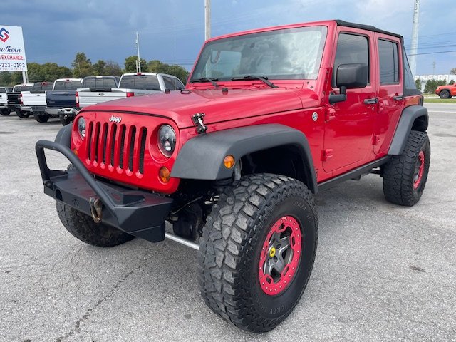 Used 2011 Jeep Wrangler Unlimited Rubicon w/ Connectivity Group