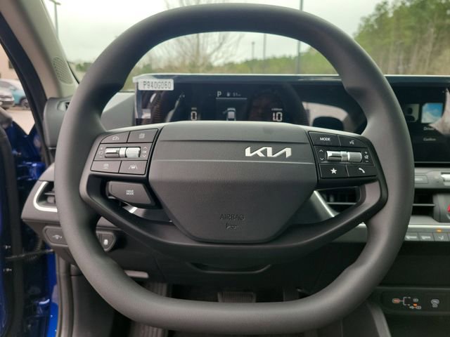 New 2026 Kia K4 LXS image 21