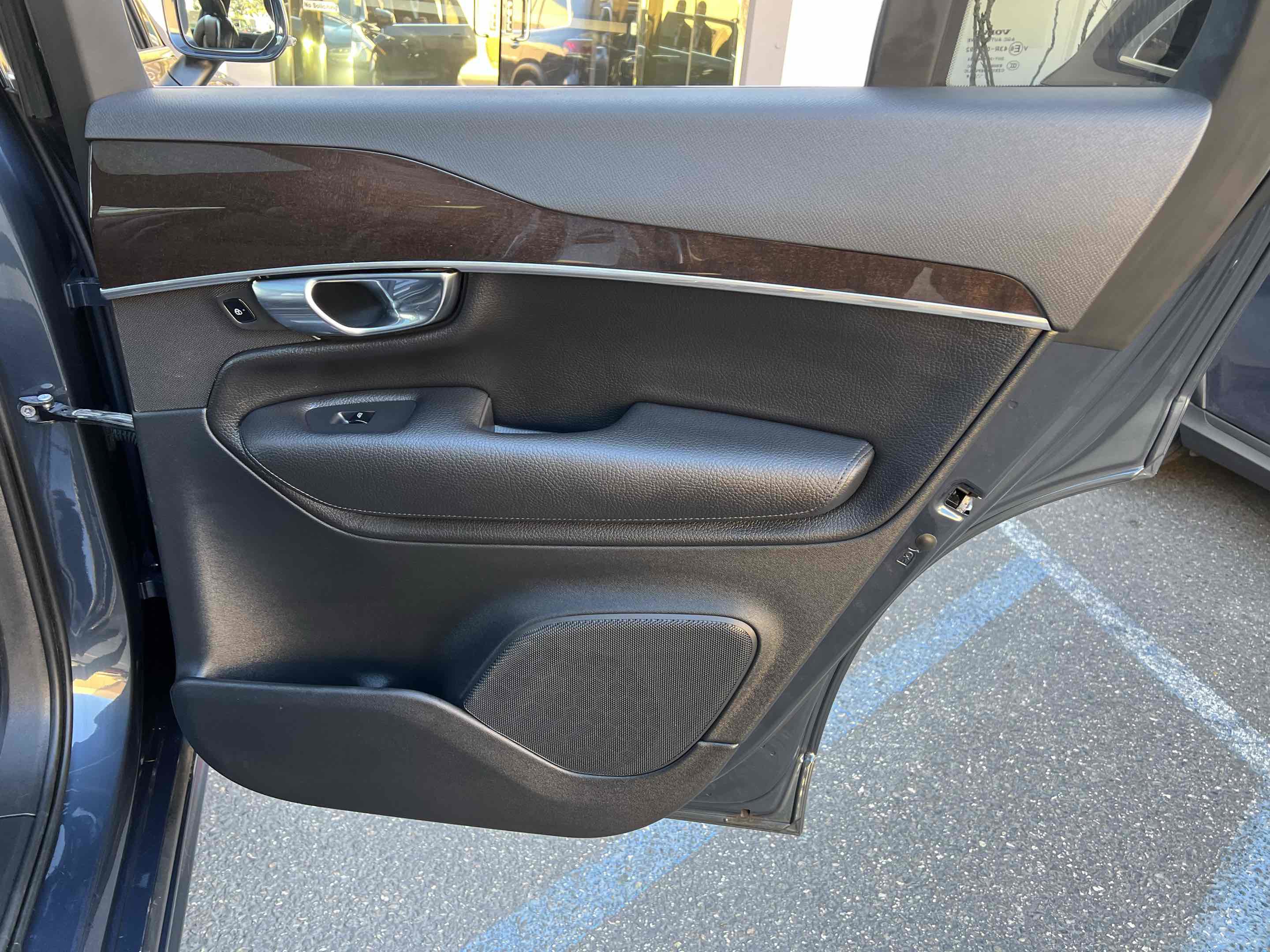 Used 2019 Volvo XC90 T6 Momentum w/ Advanced Package image 84