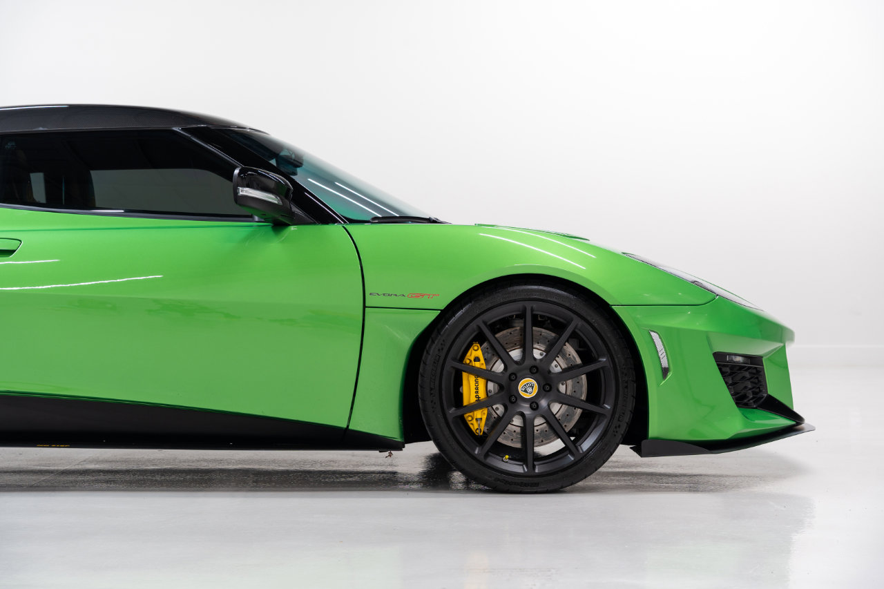 Used 2021 Lotus Evora image 31