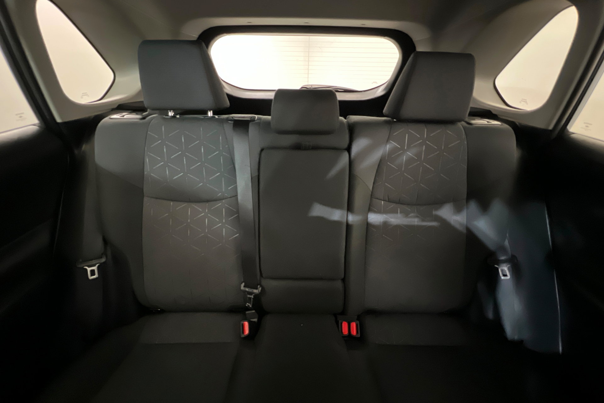 Used 2025 Toyota RAV4 XLE FWD image 26