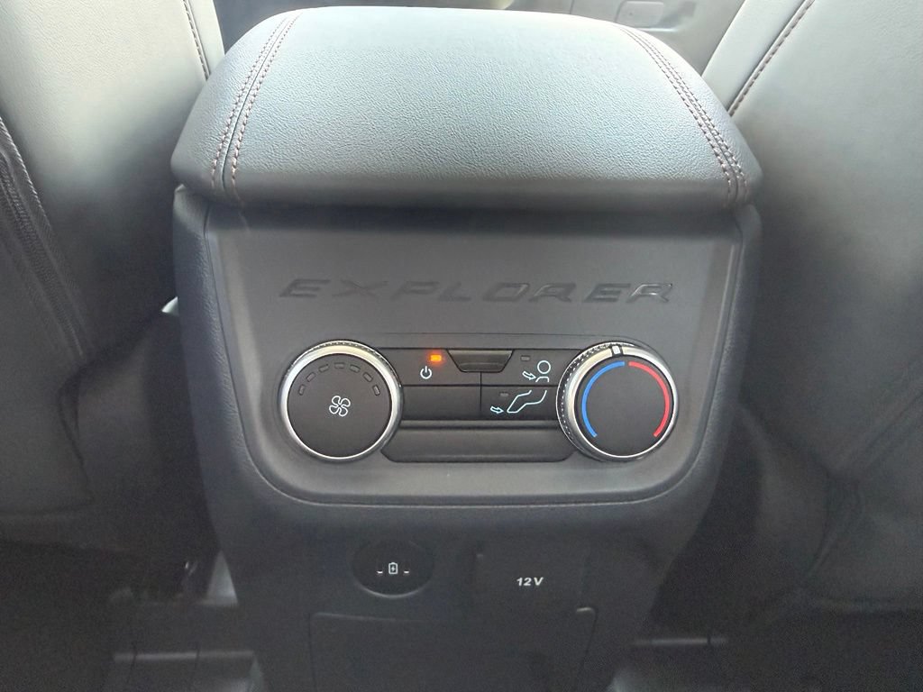 New 2026 Ford Explorer Active w/ Active Comfort Package AWD/4WD image 39