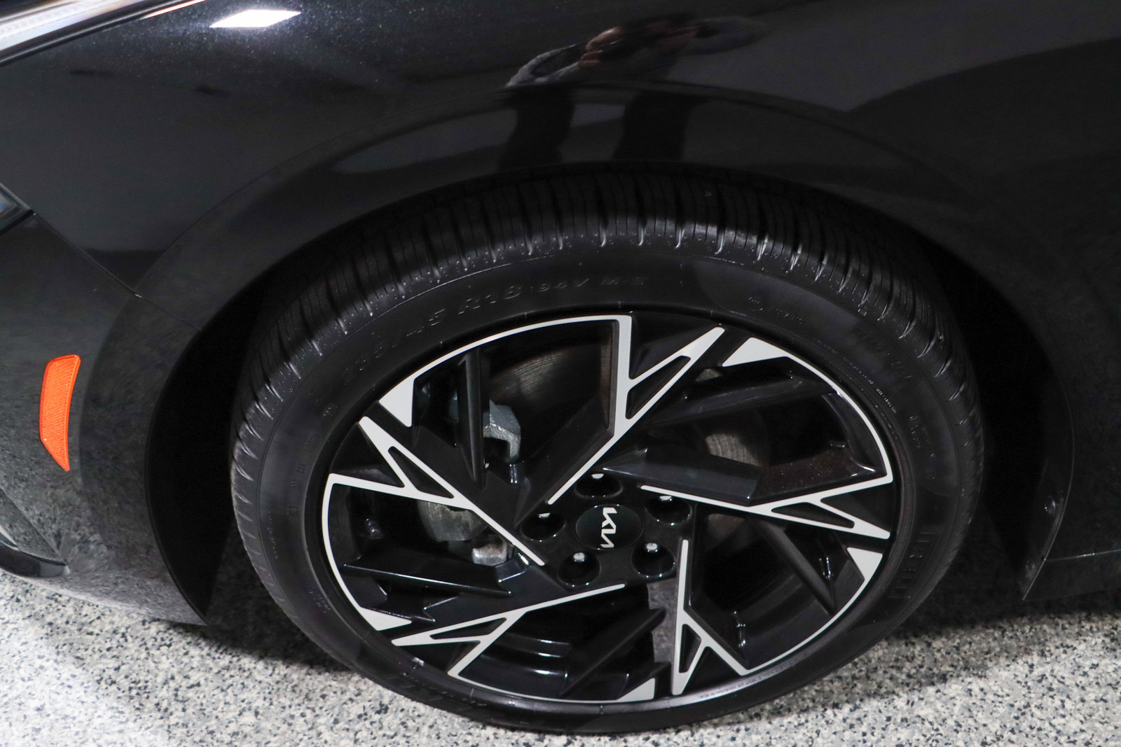 Used 2025 Kia K5 GT-Line image 11