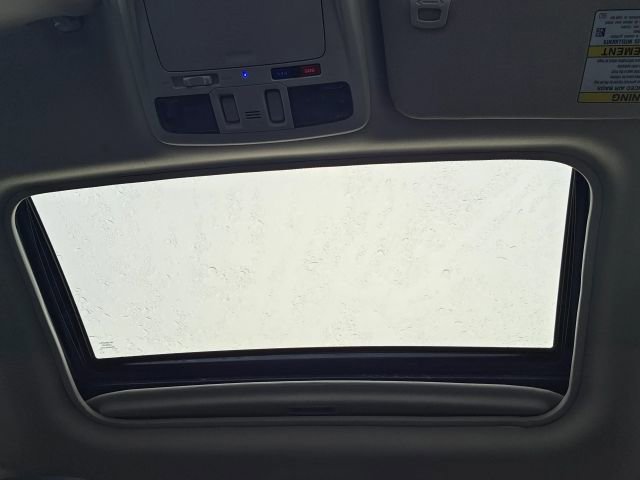 Used 2017 Subaru Outback 2.5i Limited image 18