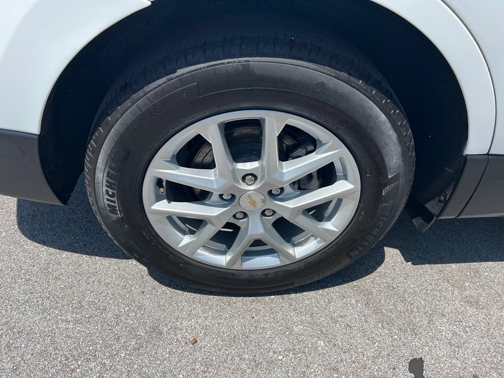 Used 2024 Chevrolet Equinox LT FWD image 11