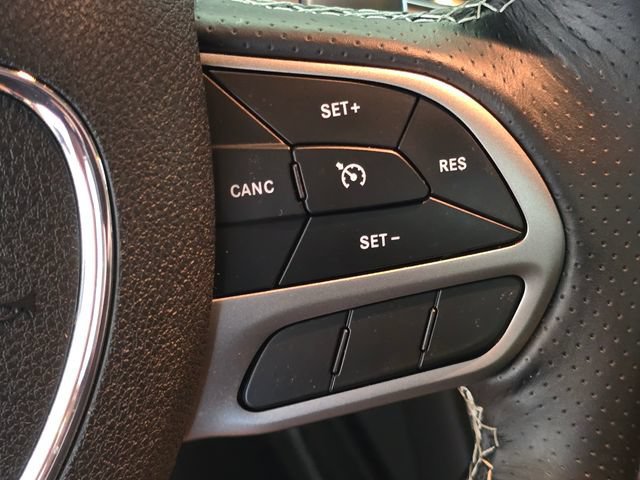 Used 2022 Dodge Challenger SRT Hellcat RWD image 18