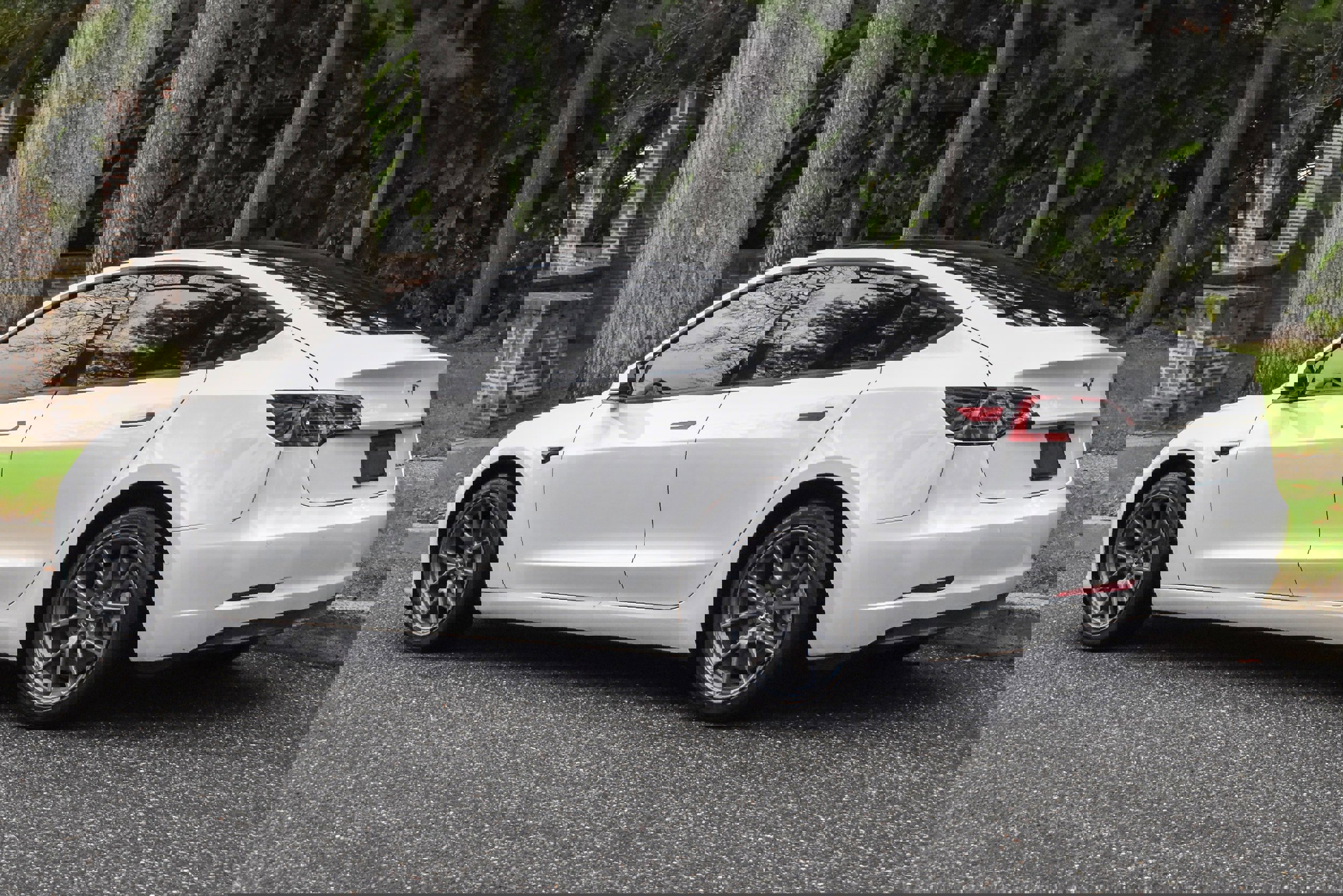 Used 2022 Tesla Model 3 Long Range image 6