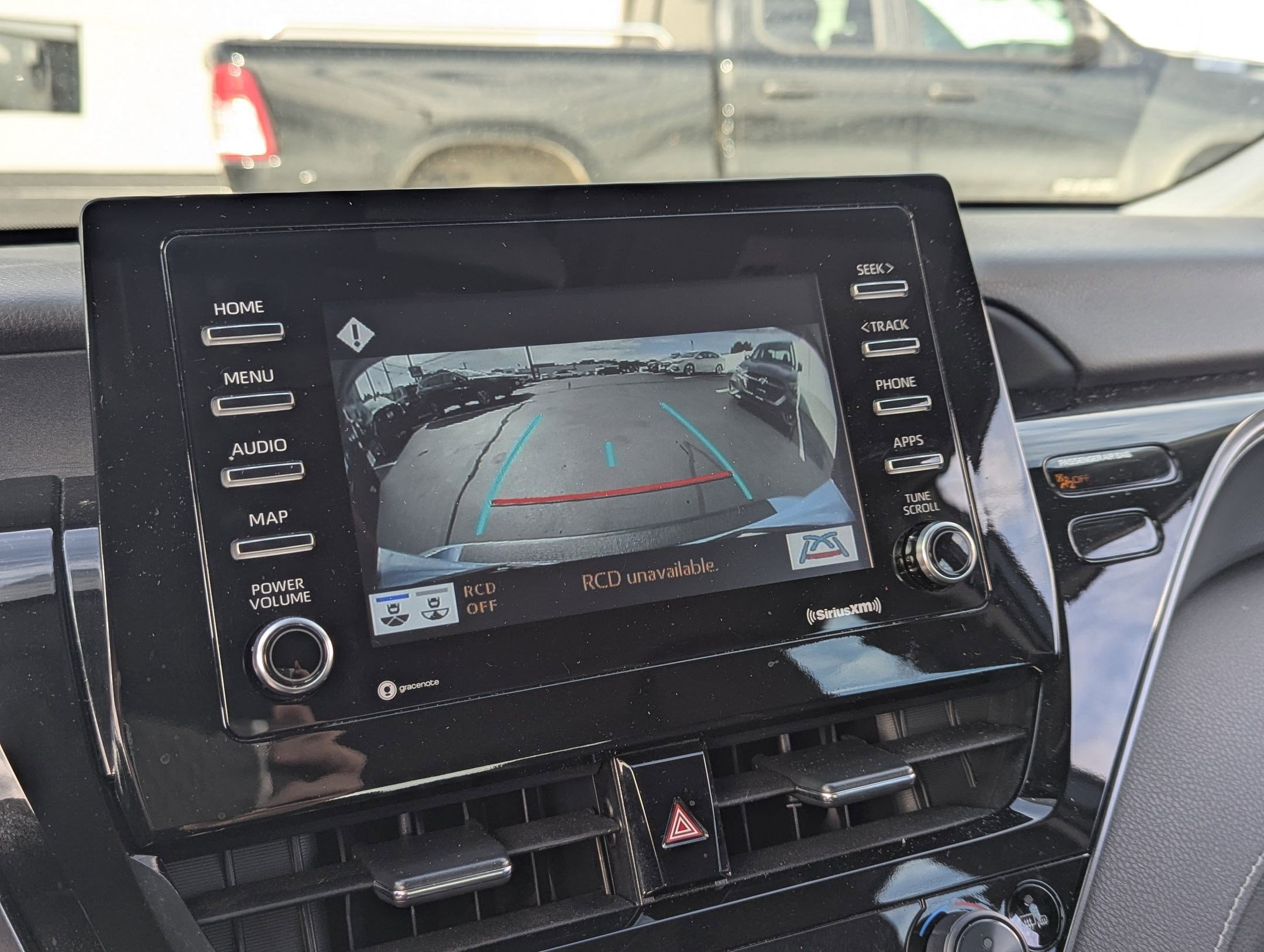 Used 2023 Toyota Camry SE image 16