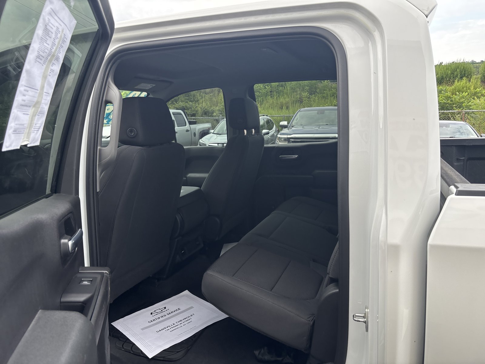 Used 2020 Chevrolet Silverado 1500 Custom w/ Custom Value Package AWD/4WD image 6
