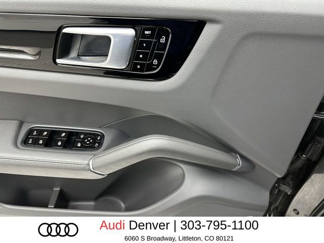Used 2020 Porsche Cayenne image 13