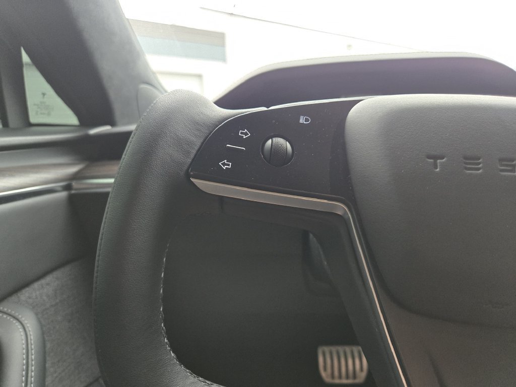Used 2023 Tesla Model S Standard Range AWD/4WD image 26