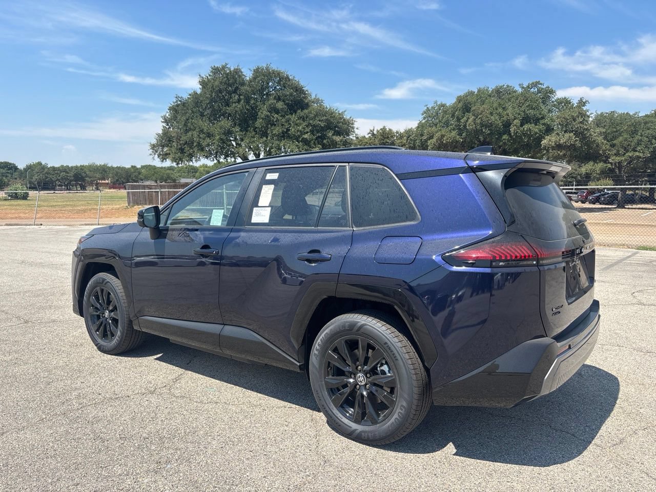 Used 2026 Toyota RAV4 SE AWD/4WD image 6
