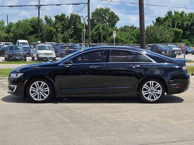 Used 2017 Lincoln MKZ Reserve w/ Climate Package FWD image 9