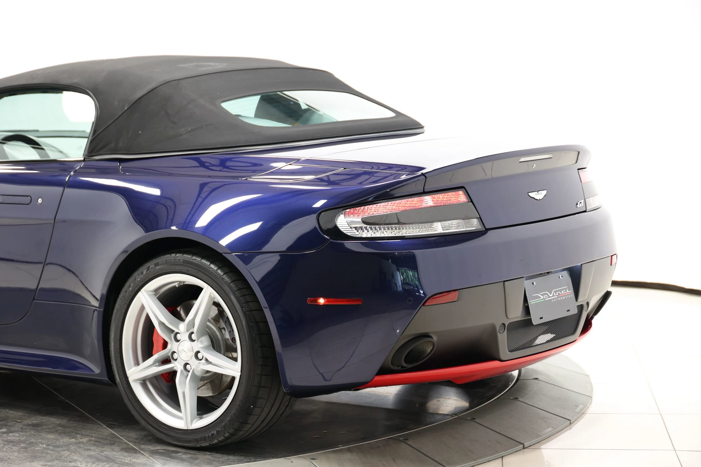Used 2016 Aston Martin V8 Vantage GT RWD image 84