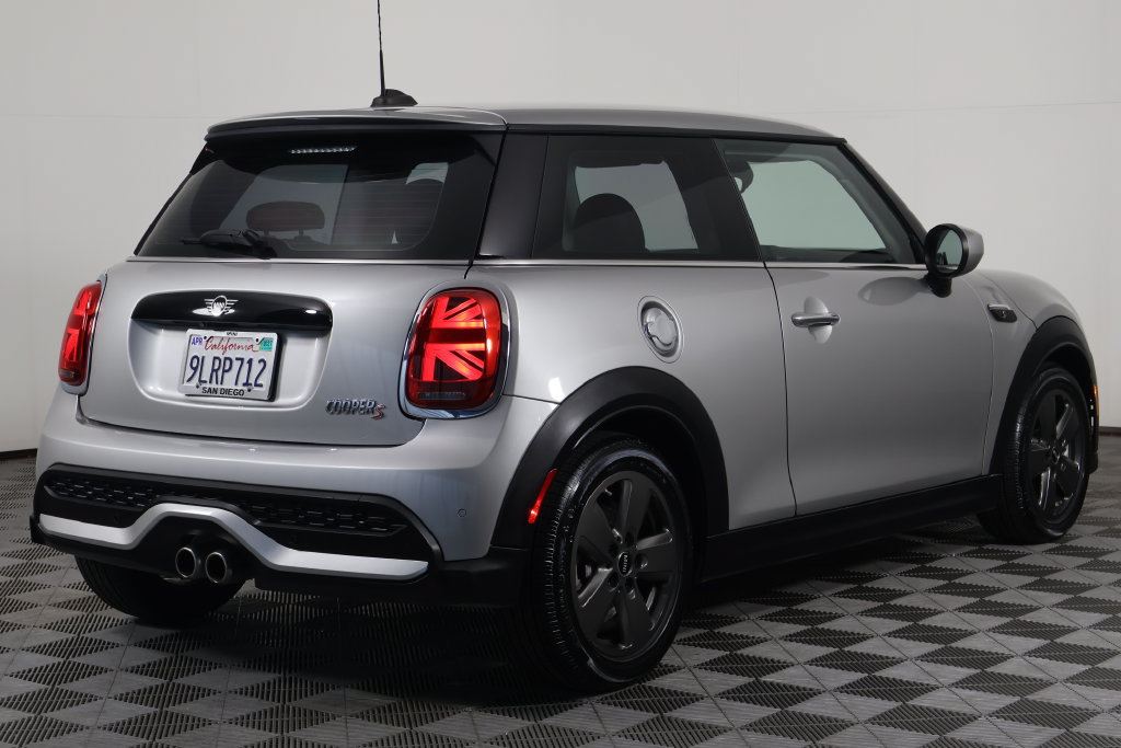 Used 2024 MINI Cooper S FWD image 4