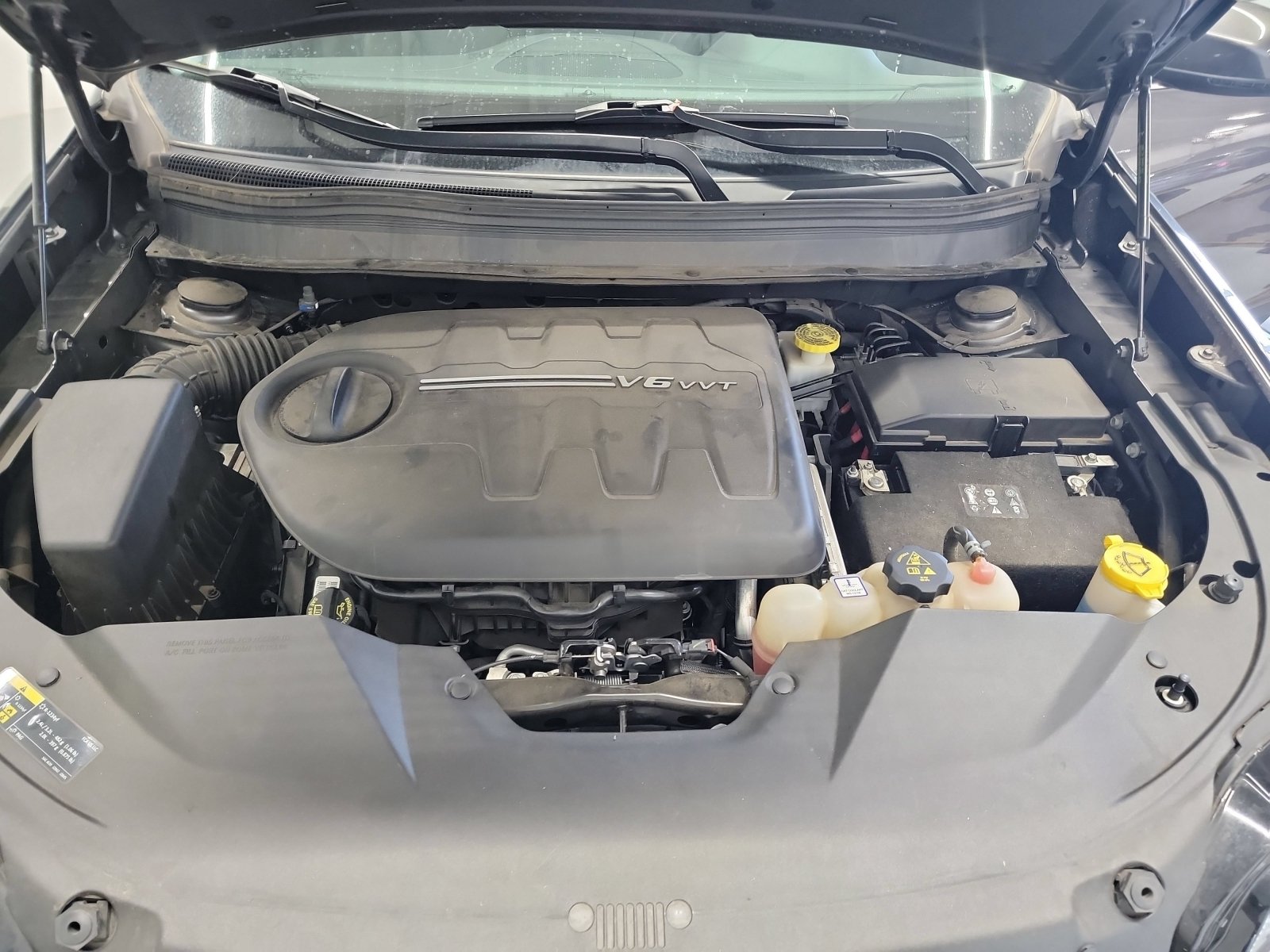 Used 2019 Jeep Cherokee Limited AWD/4WD image 24