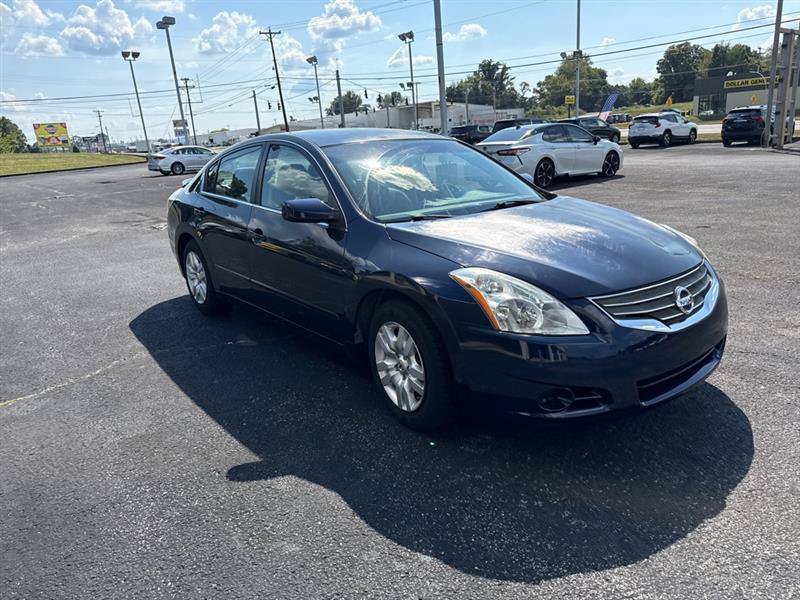 Used 2011 Nissan Altima 2.5 S FWD image 4
