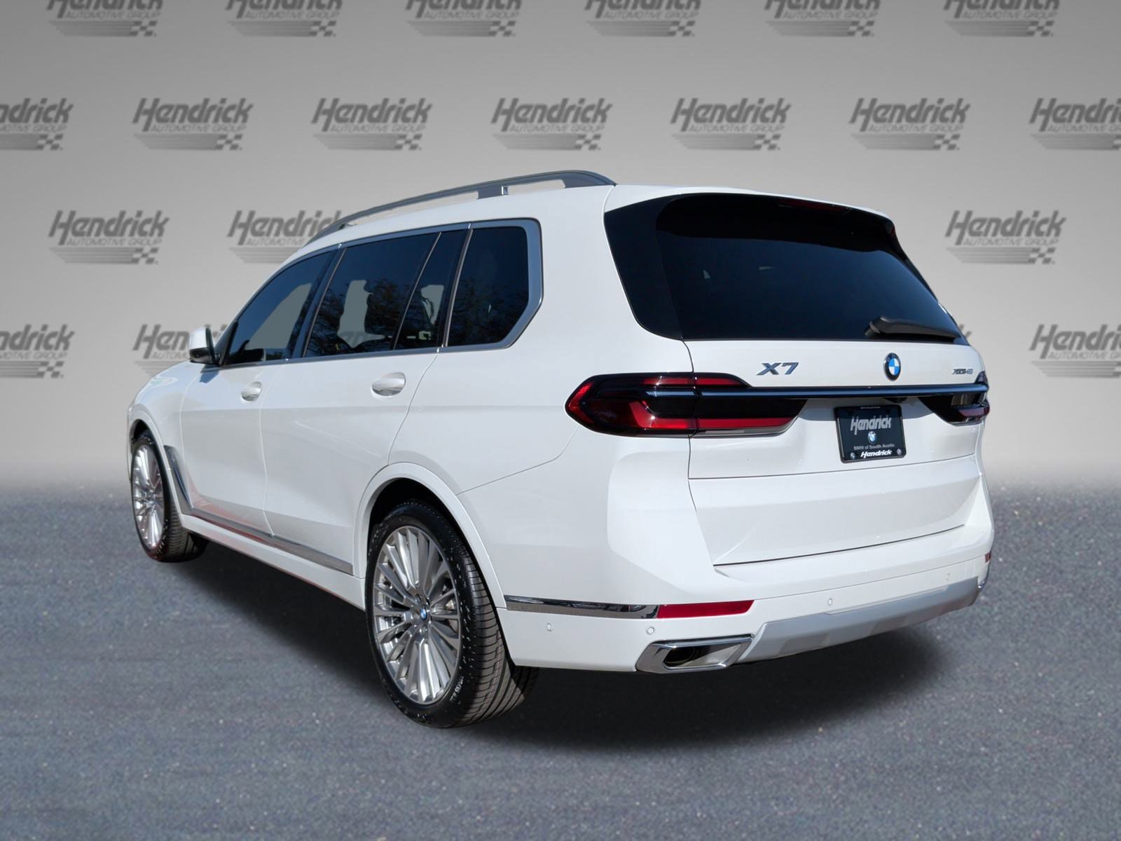 Certified 2025 BMW X7 xDrive40i w/ Premium Package image 8