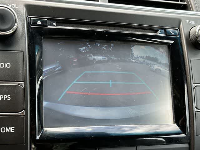 Used 2015 Toyota Camry XLE w/ Convenience Package FWD image 12