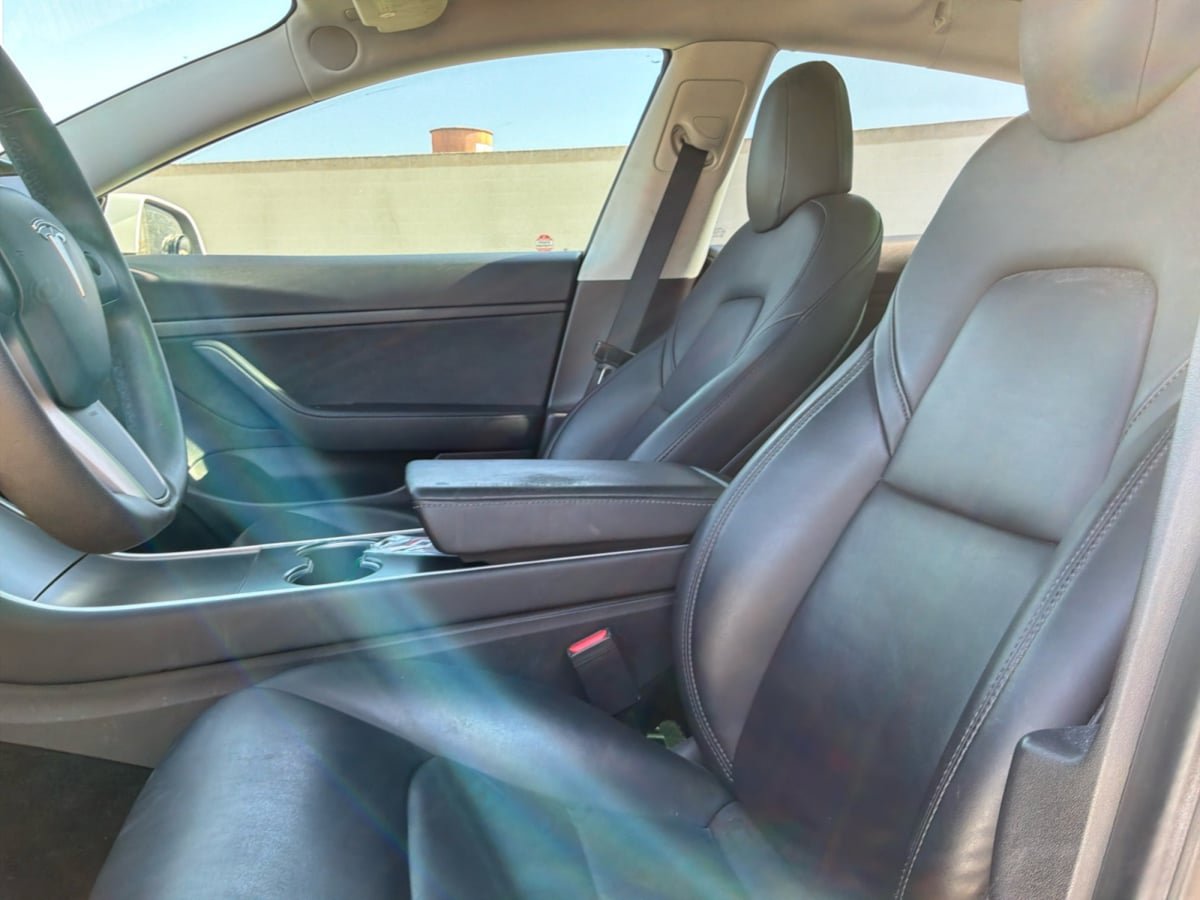 Used 2020 Tesla Model 3 Standard Range Plus RWD image 18