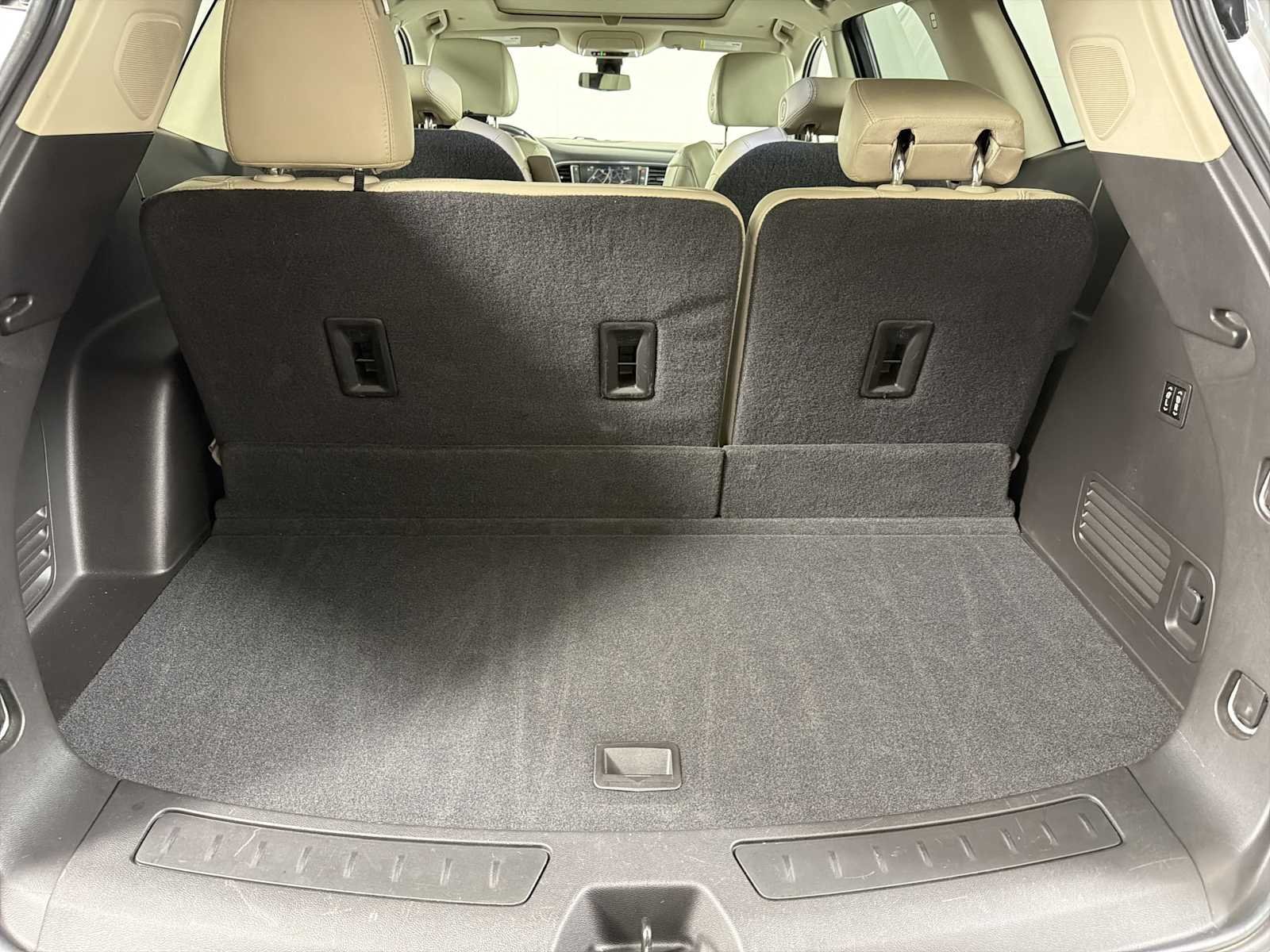 Used 2018 Buick Enclave Premium w/ Trailering Package FWD image 17
