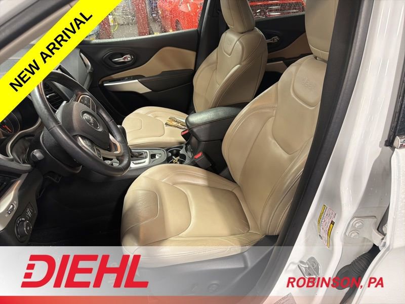 Used 2017 Jeep Cherokee Limited AWD/4WD image 11