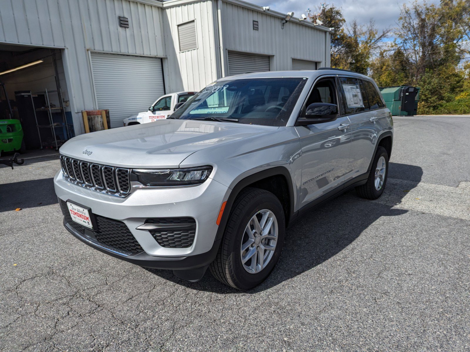 New 2025 Jeep Grand Cherokee Laredo X w/ Luxury Tech Group I